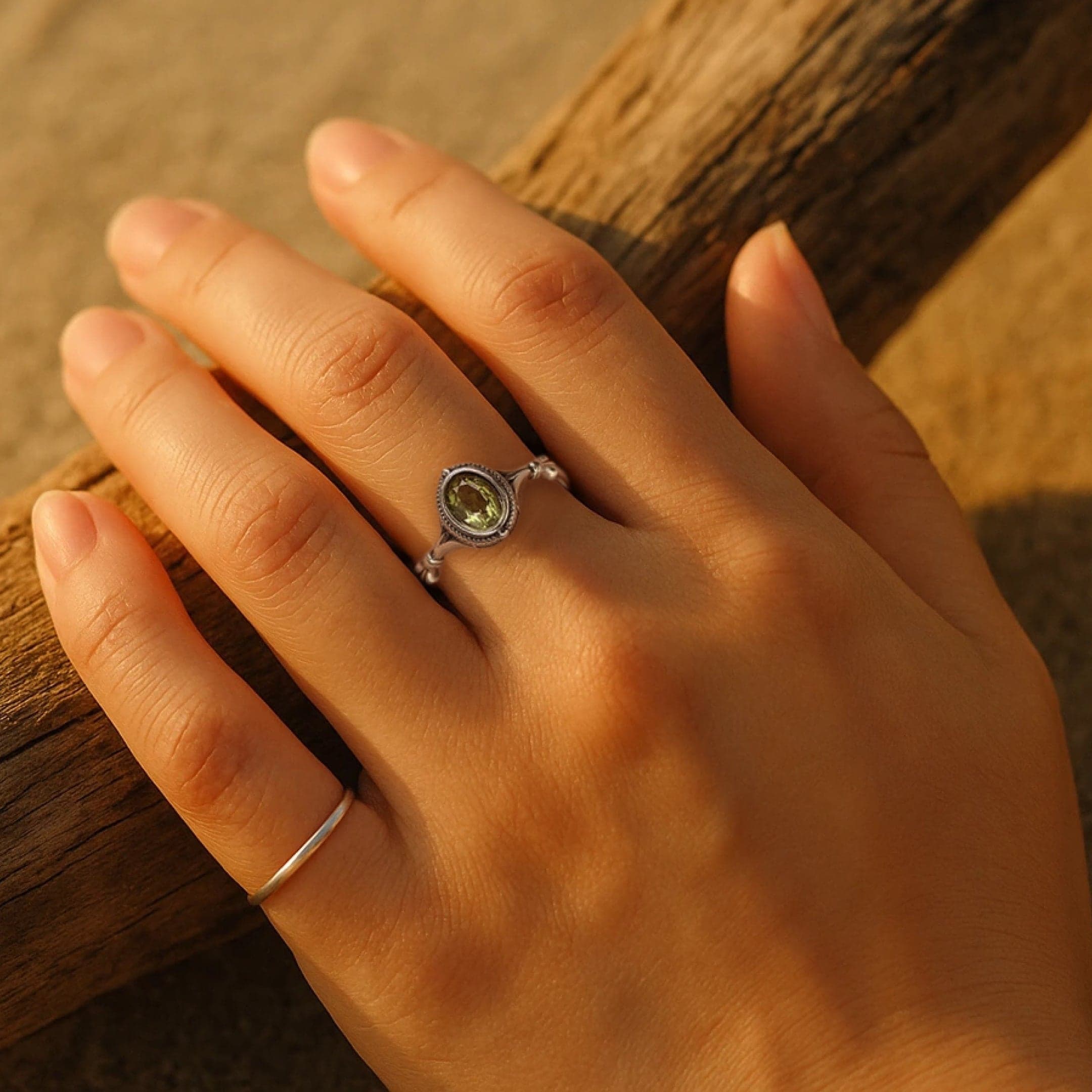 Pierścionek regulowany Jasność Umysłu z perydotem