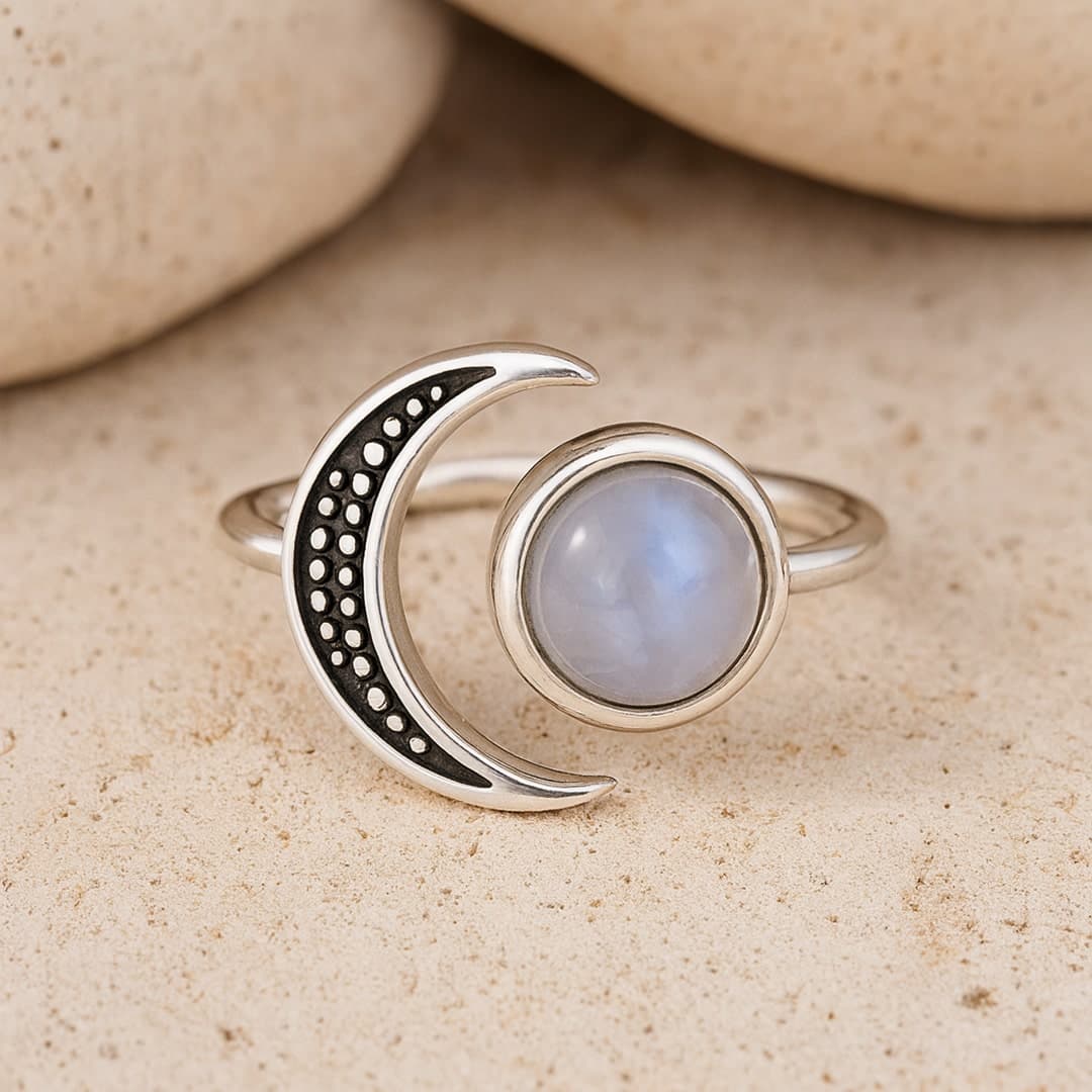 Regulowany pierścionek z kamieniem księżycowym Selene