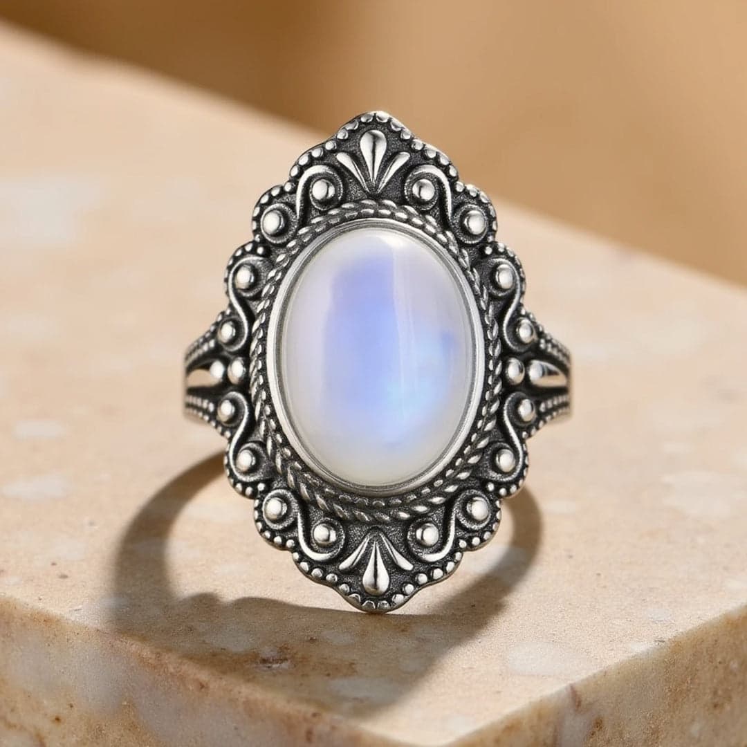 Pierścionek Présage z kamieniem księżycowym